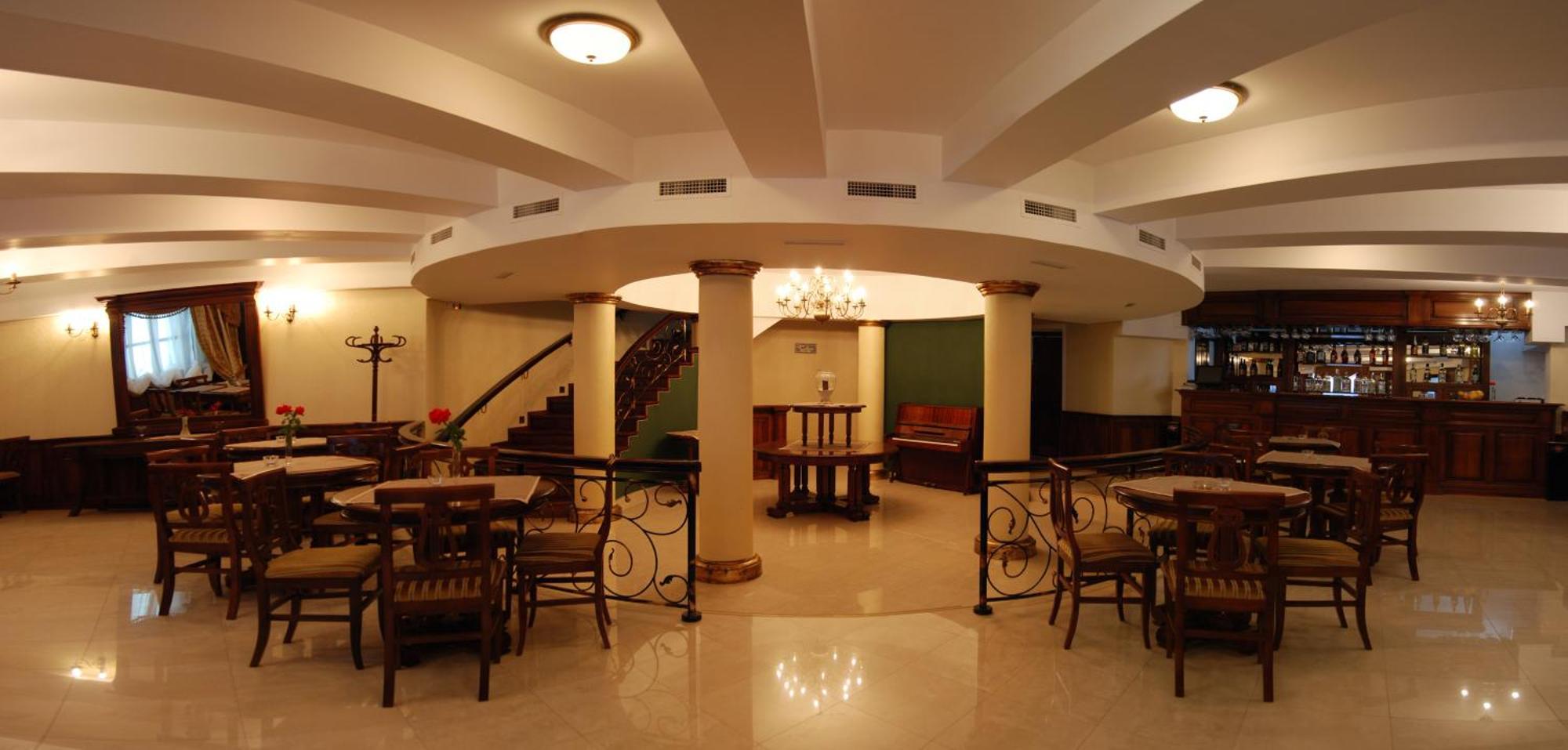 Hotel Gallant Sibiu Exteriör bild